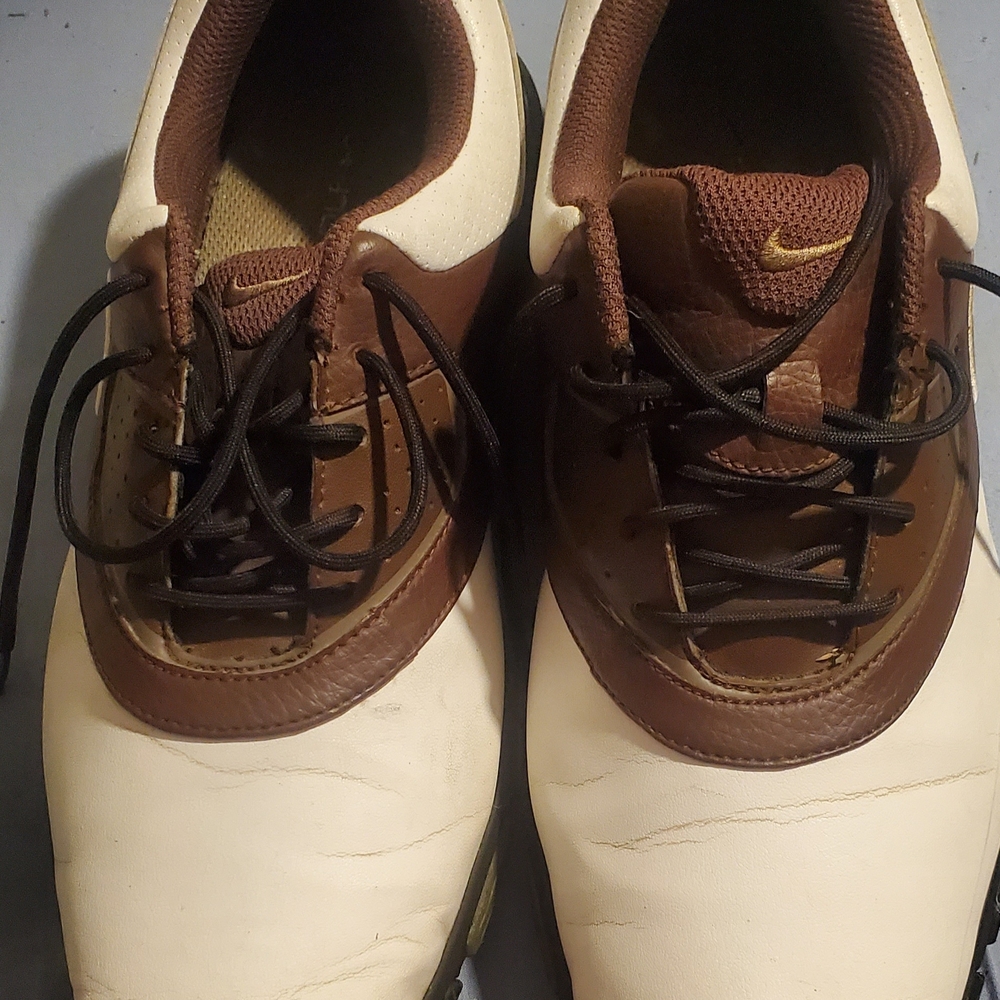 Nike Men's Brown and Cream Shoes